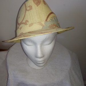 Women's Hat.